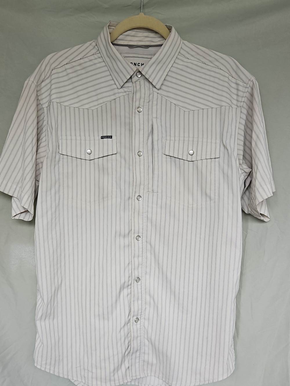 Poncho Men's Short Sleeve White Pinstripe Shirt, Size M